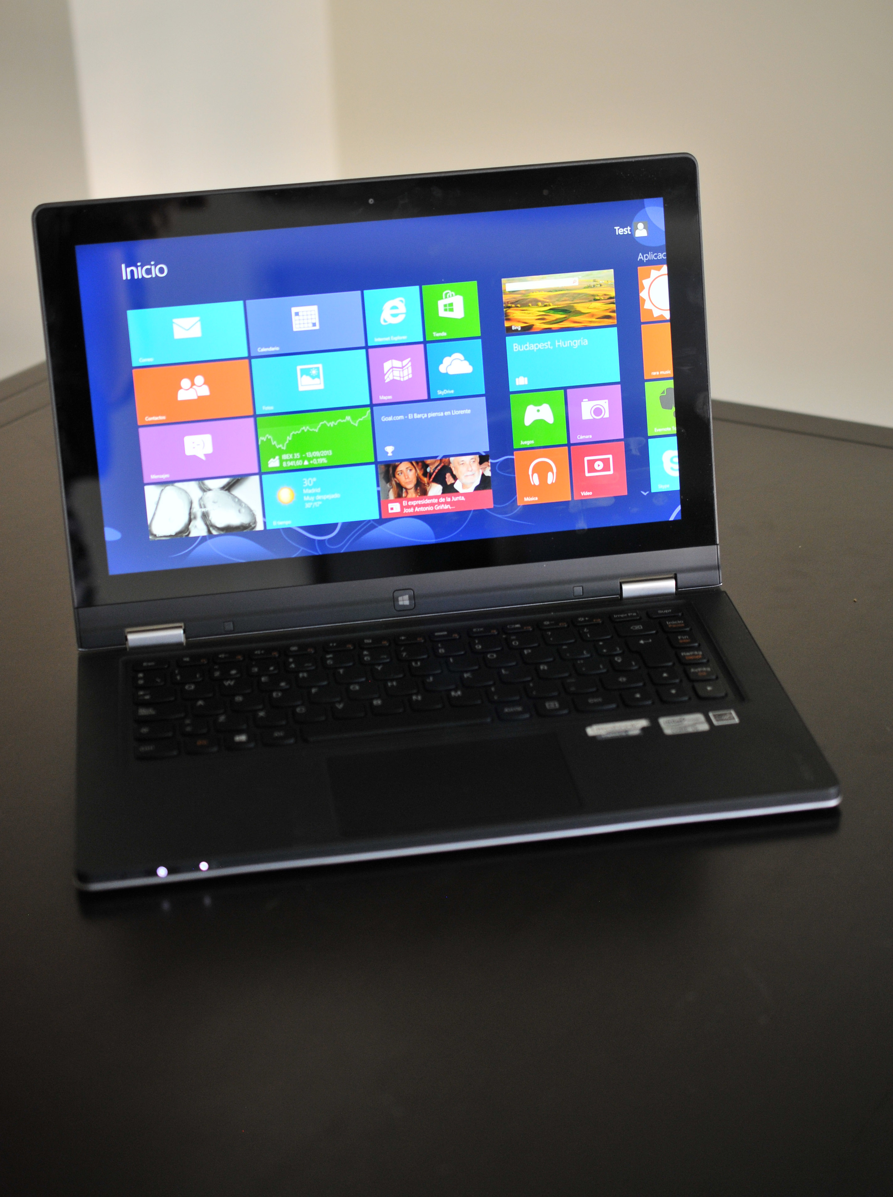 Lenovo ideapad yoga 13 не включается