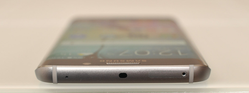 Samsung Galaxy S6 edge - arriba