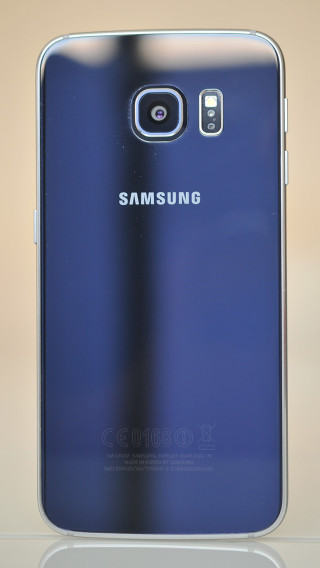 Samsung Galaxy S6 edge - atras